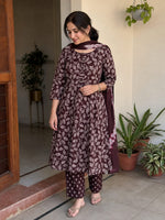 SLS Ethnic Lily